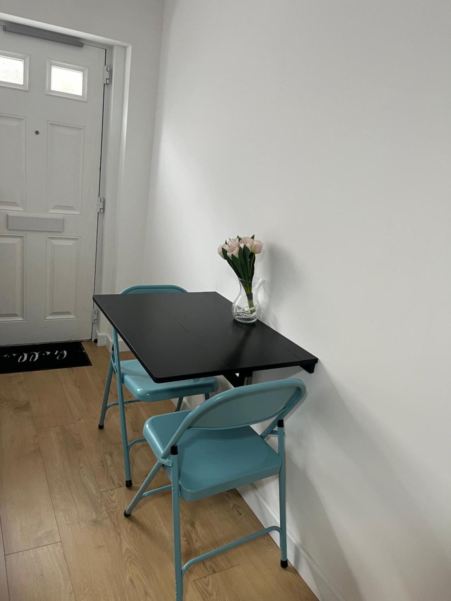 Teddington Little Gem Apartment London Bagian luar foto